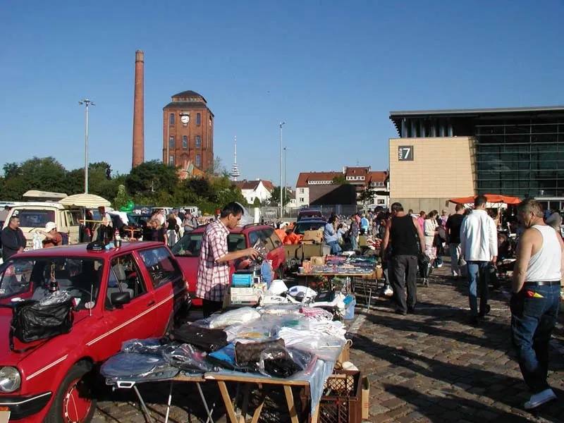 Sonntagsflohmarkt